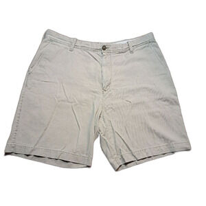 Izod Khaki Shorts Size 38 - 8" Inseam